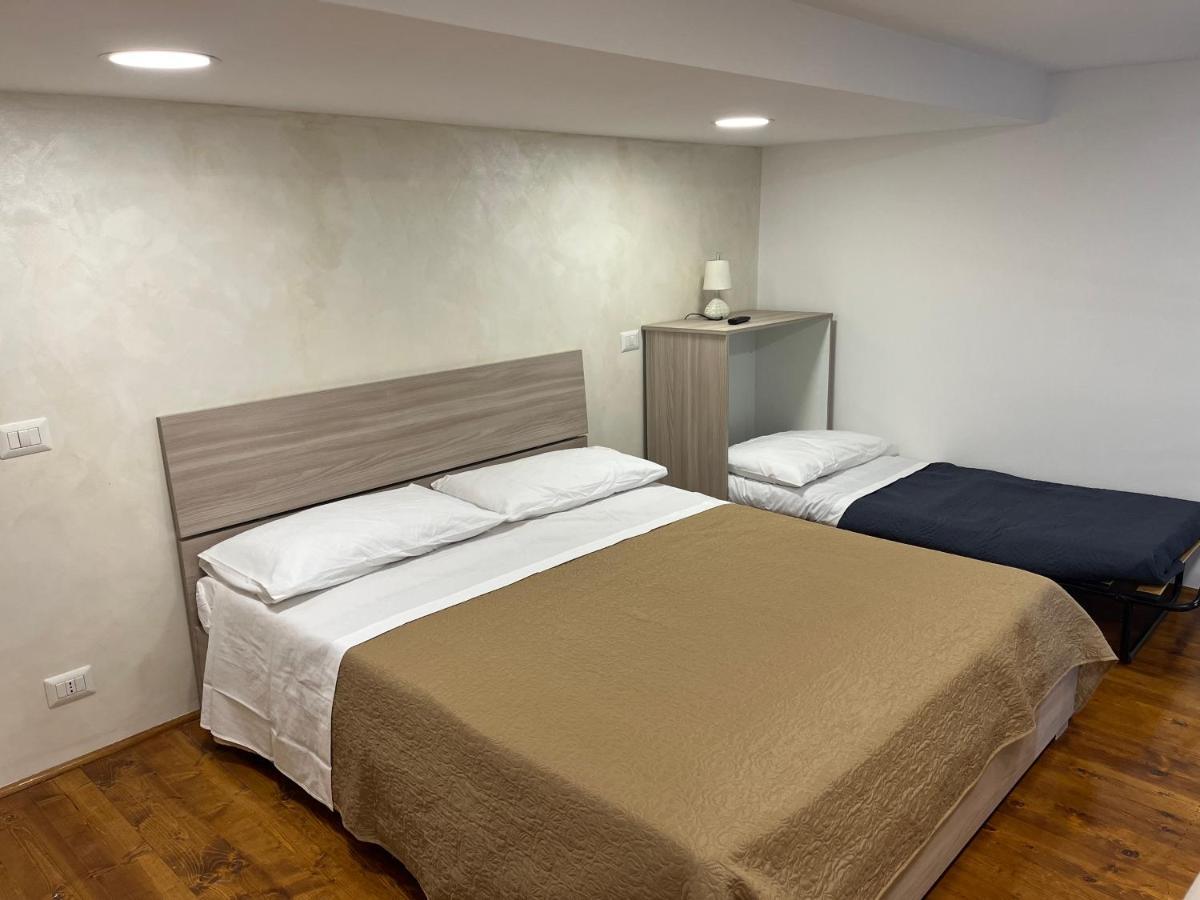 Appartamento Melissa 2 Naples Luaran gambar