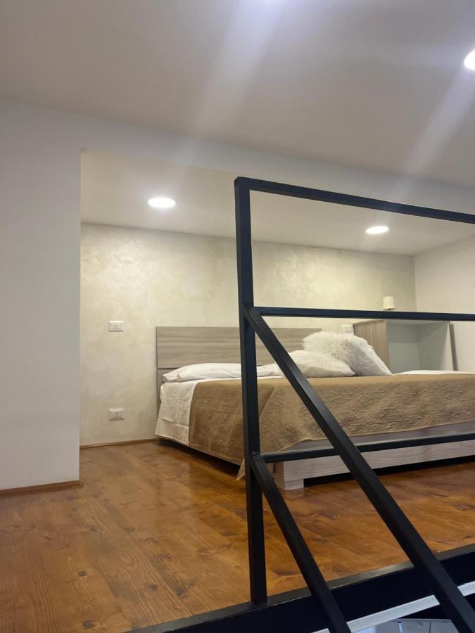 Appartamento Melissa 2 Naples Luaran gambar